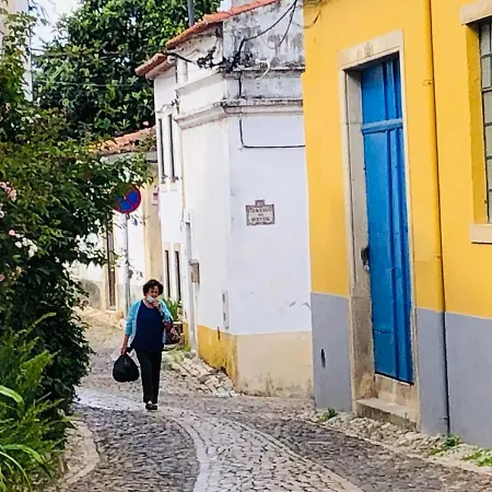 Pe Do Castelo Casa&Garagem Self Check In *