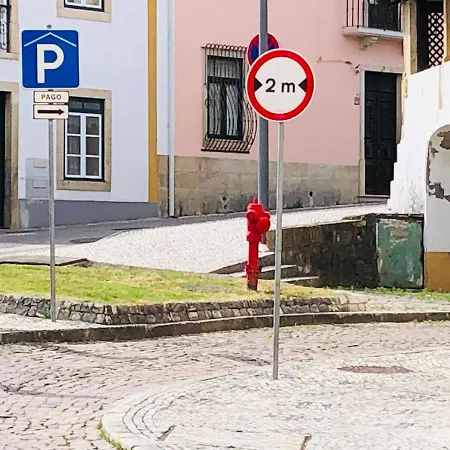 Pe Do Castelo Casa&Garagem Self Check In Holiday home