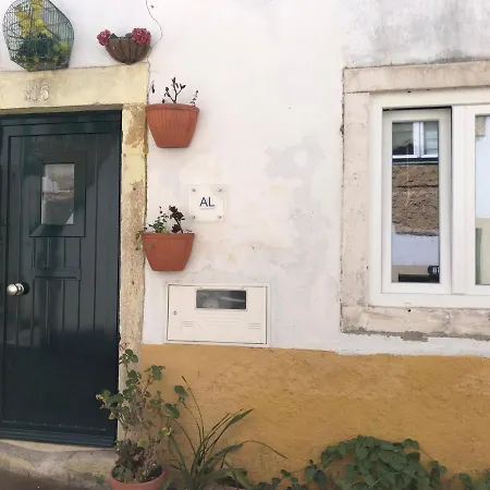 Pe Do Castelo Casa&Garagem Self Check In Holiday home