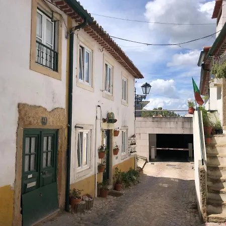 Pe Do Castelo Casa&Garagem Self Check In Holiday home